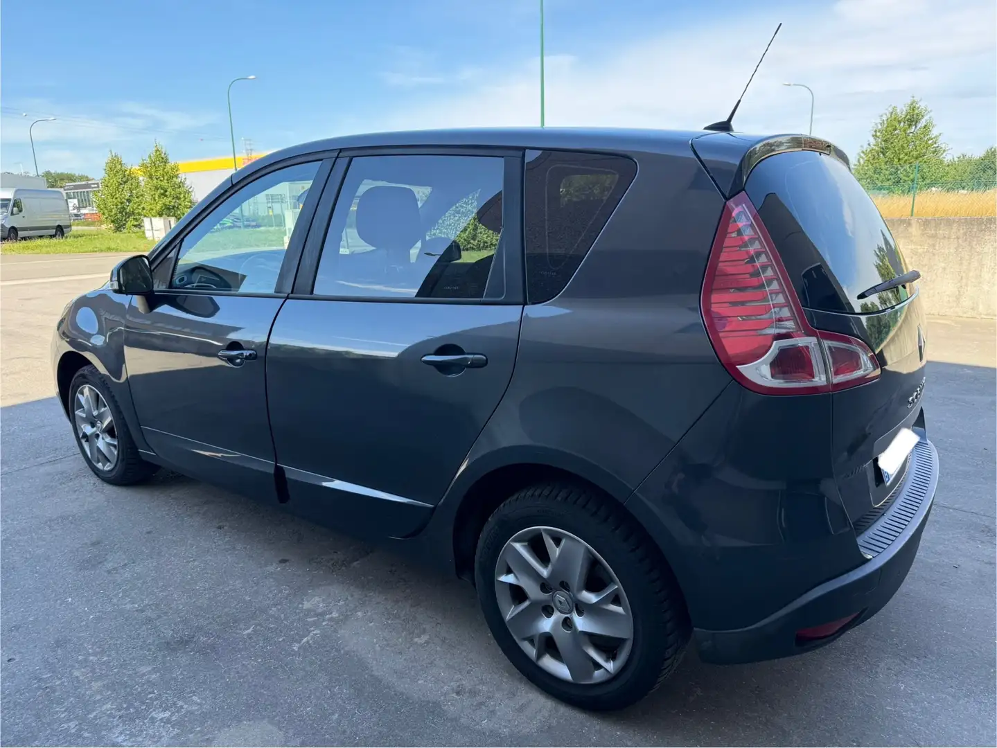 Renault Scenic Scenic 1.5 dCi // Superbe état // 0492436959 - 2