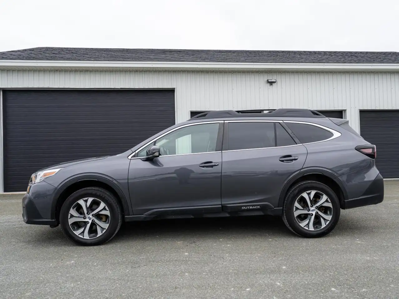 Subaru OUTBACK снимка Subaru OUTBACK
