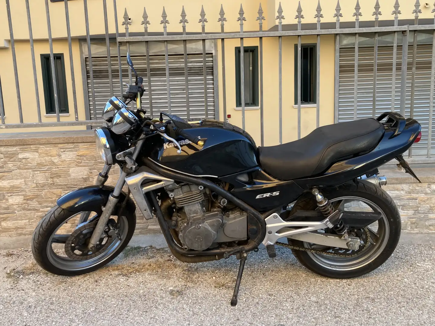 Kawasaki ER - 5 - 2