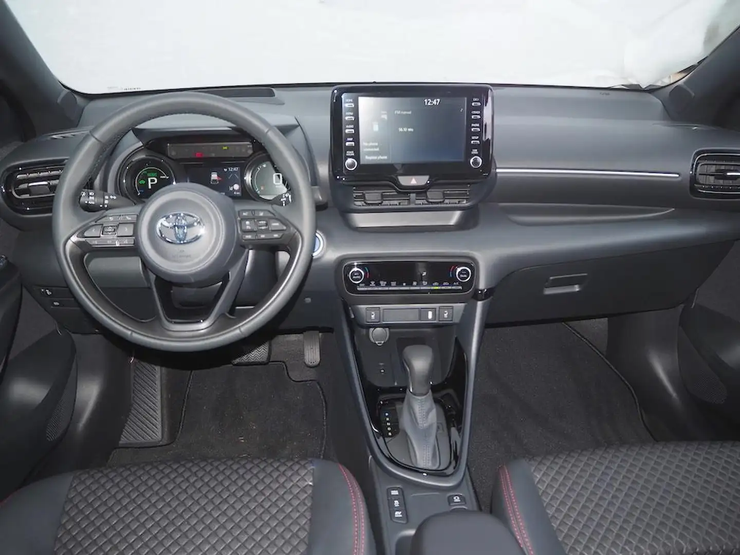 Toyota Yaris 1.5 Hybrid Premiere Edition SHZ KLIMA BT Rouge - 2