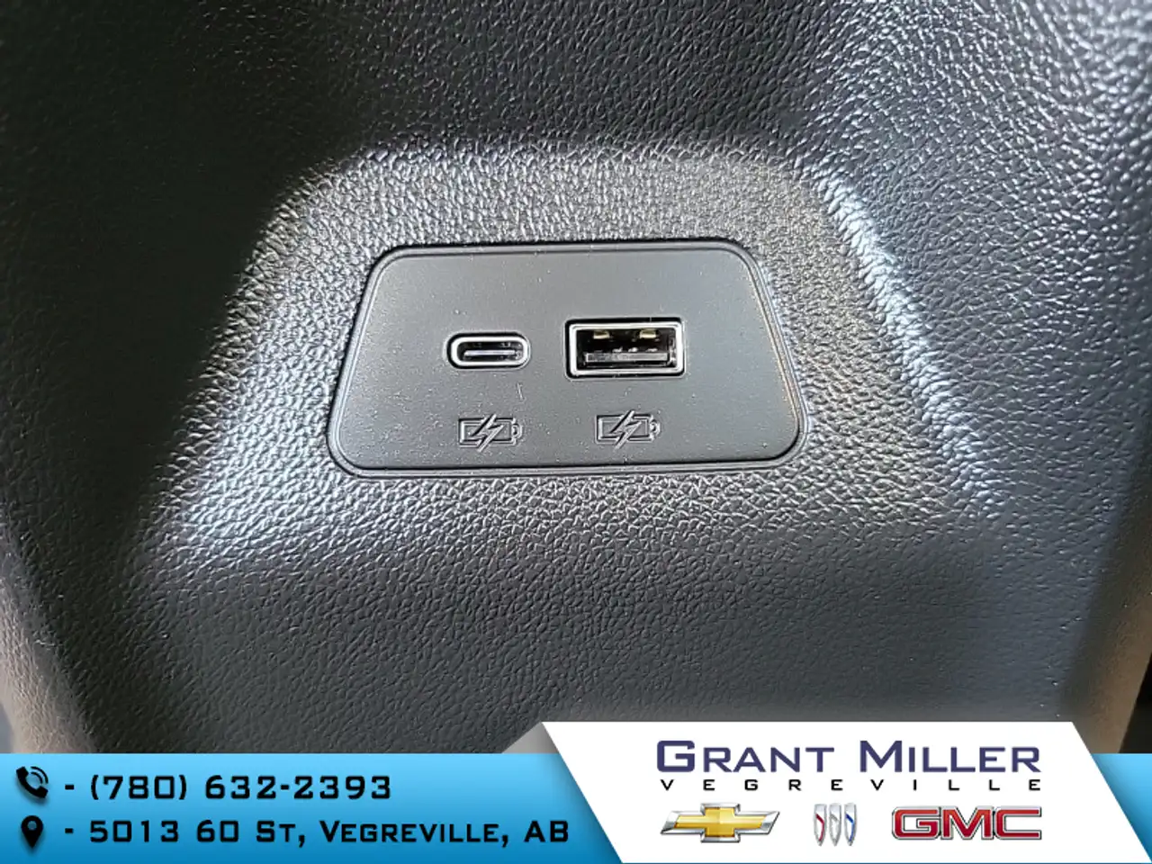 Buick Envision photo Buick Envision