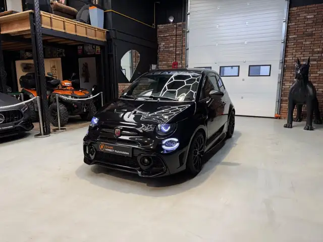 Abarth 595 SERIE 6 COMPETIZIONE CONFIGURATION 1OF1 Turbo 1.4 T-Jet 180 cv BVA5 - CIEL ETOILE - ENTRETIEN