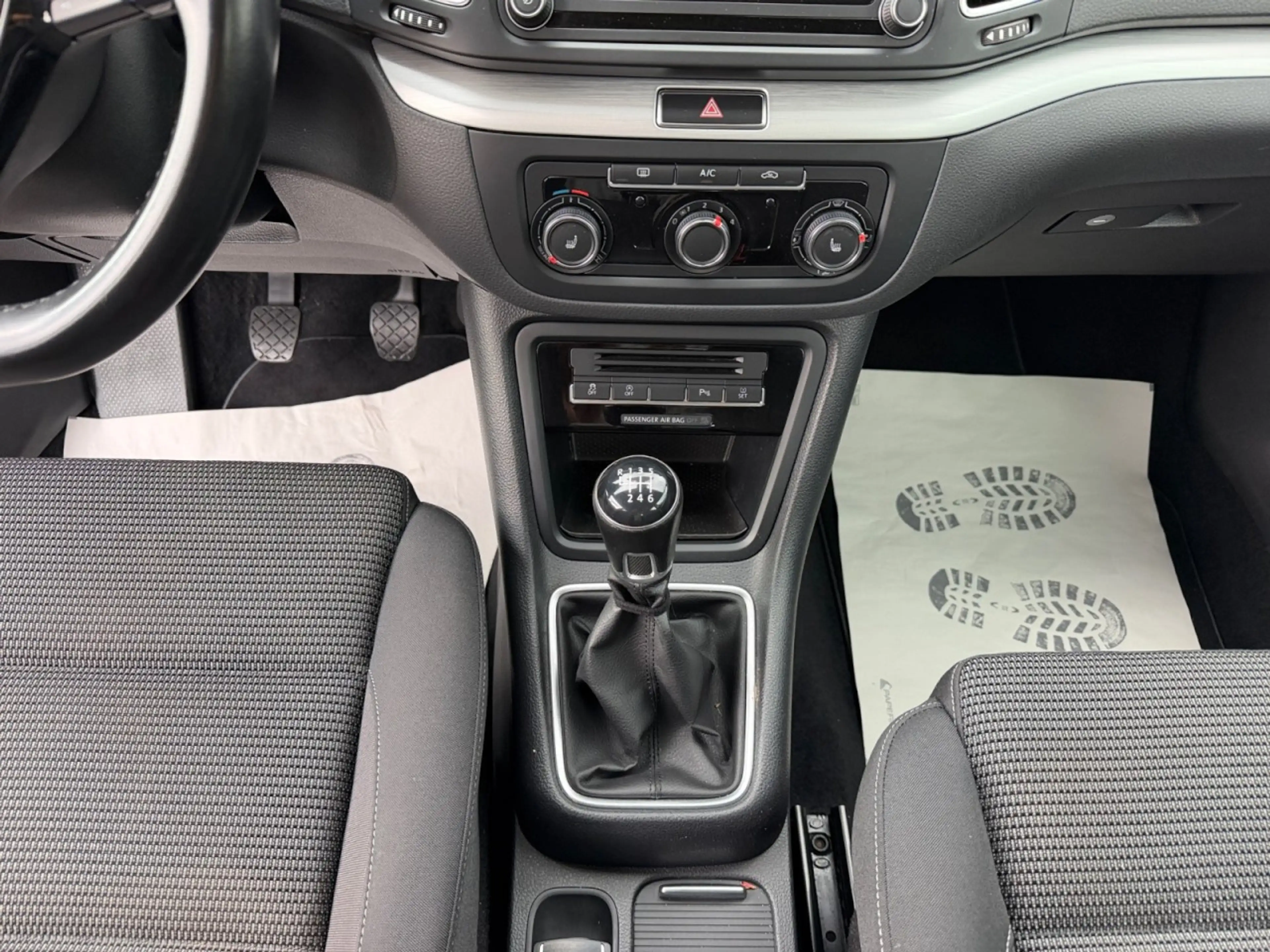 Volkswagen Sharan 2.0 TDI Comfortline AHV Business Klima Navi — photo 15