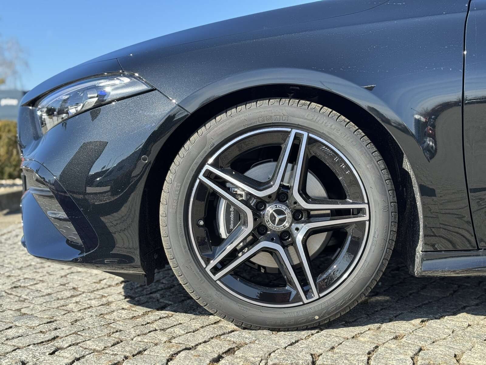 Mercedes-Benz A 200