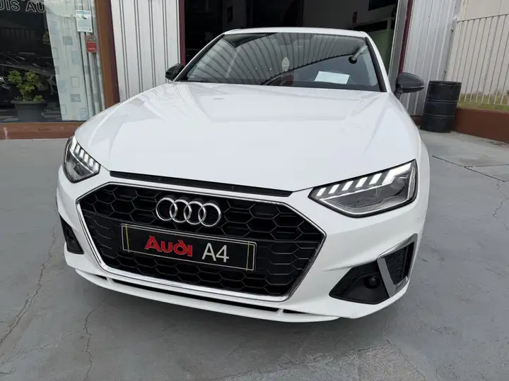 Audi A4 2020, foto 2