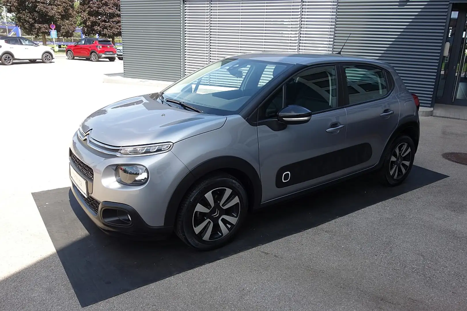 Citroen C3 PureTech 83 S&S 5-Gang-Manuell Feel Silber - 1