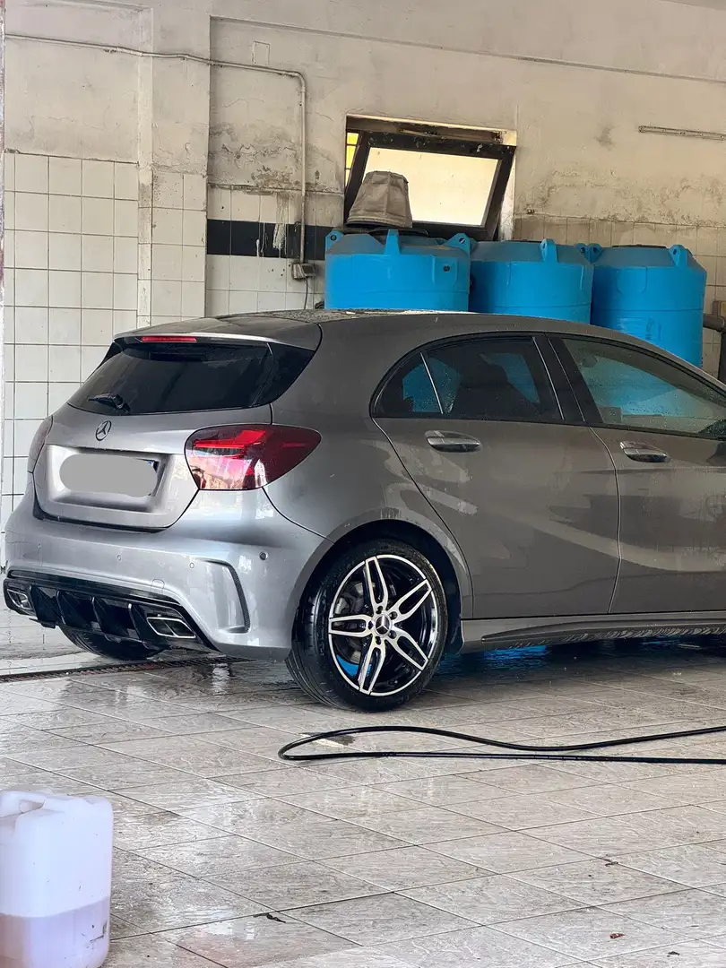Mercedes-Benz A 220 a220d Premium - 1