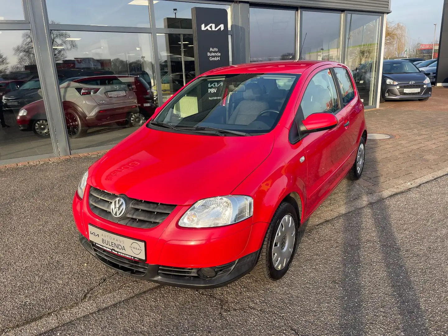 Volkswagen Fox Refresh Allwetterreifen Rot - 2