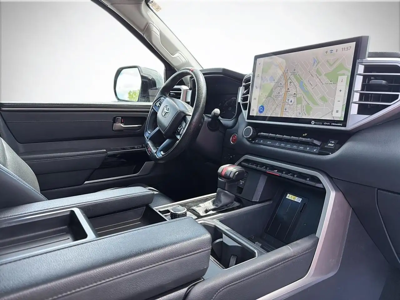 Toyota Tundra снимка Toyota Tundra