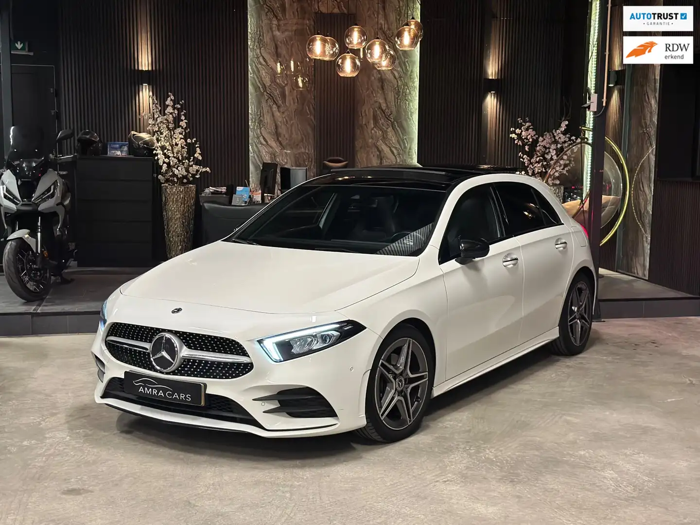 Mercedes-Benz A 200 AMG|PANO|SFEER|CAMERA Blanc - 1