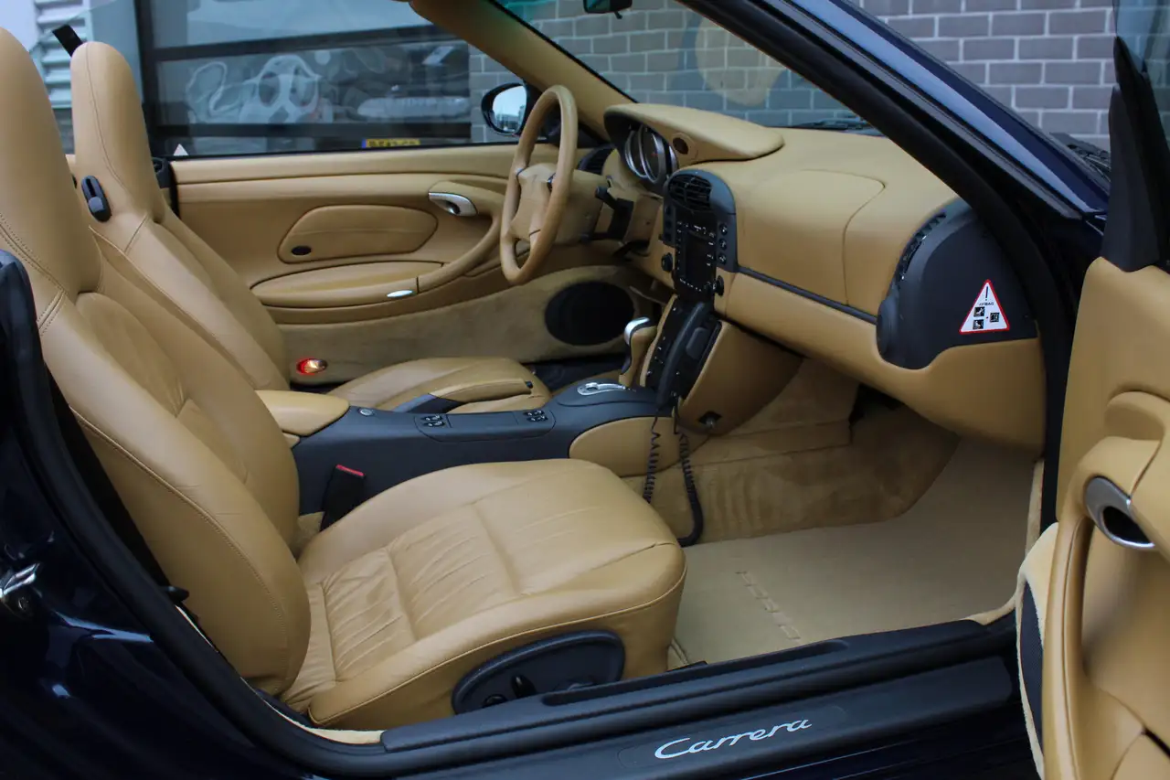 Porsche 996 Cabrio 3.4 Carrera / Automaat / Xenon / Hardtop, foto 12