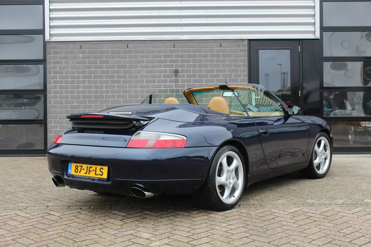 Porsche 996 Cabrio 3.4 Carrera / Automaat / Xenon / Hardtop, foto 3