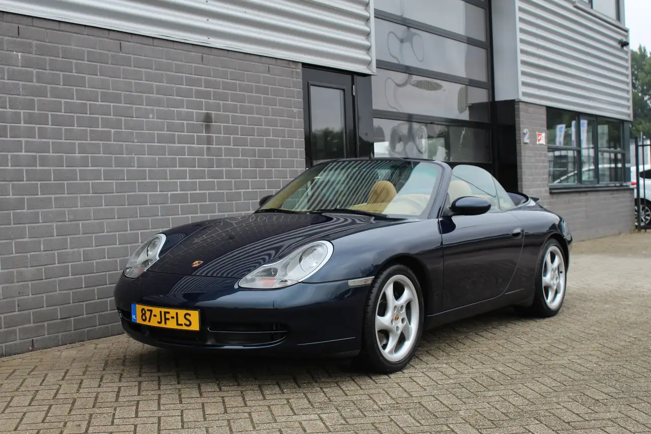 Porsche 996 Cabrio 3.4 Carrera / Automaat / Xenon / Hardtop, foto 4