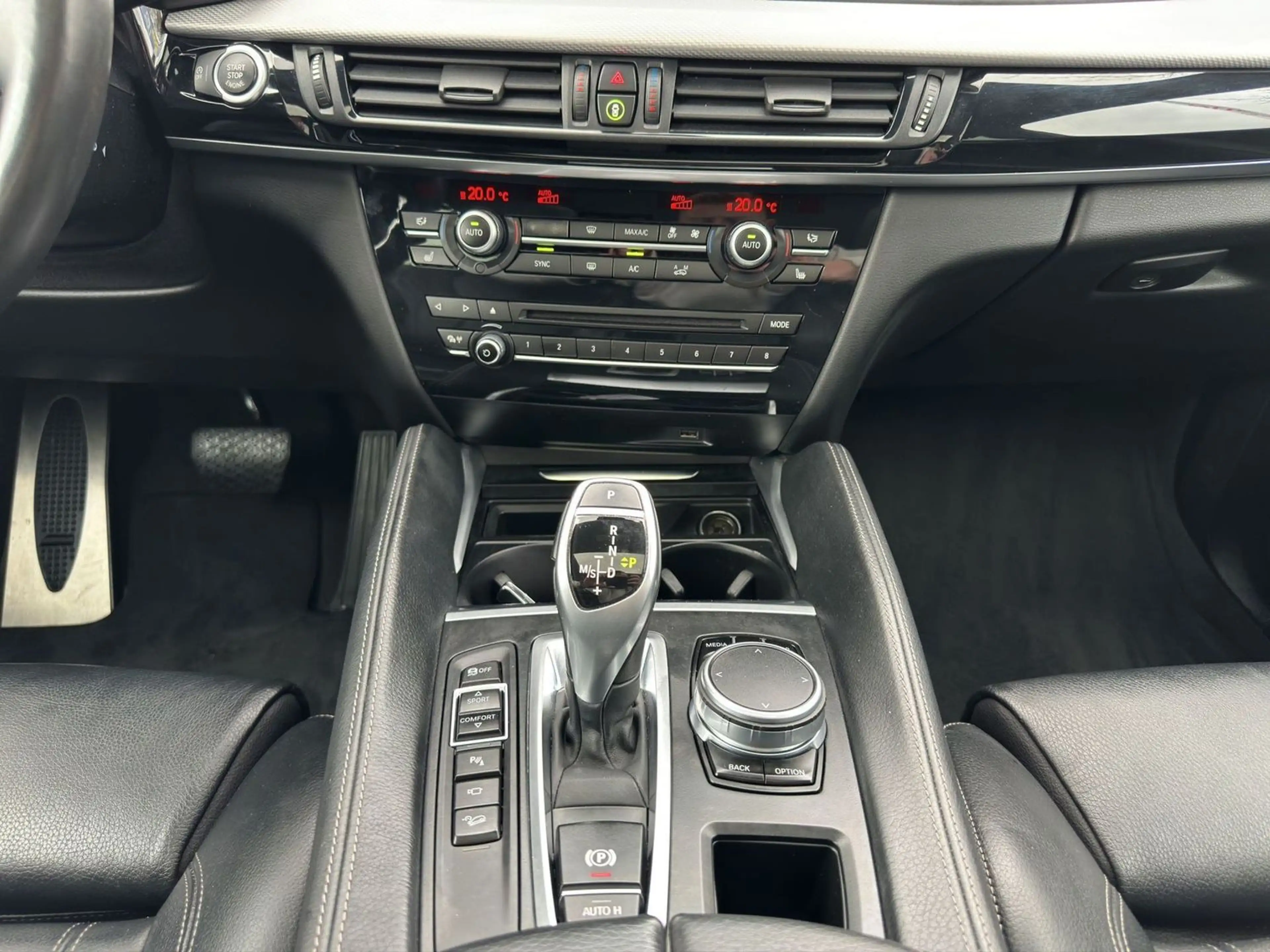 BMW X6 xDrive 30 d/Rückfahrkamera/LED/Dakota Leder/HeadUp — photo 14
