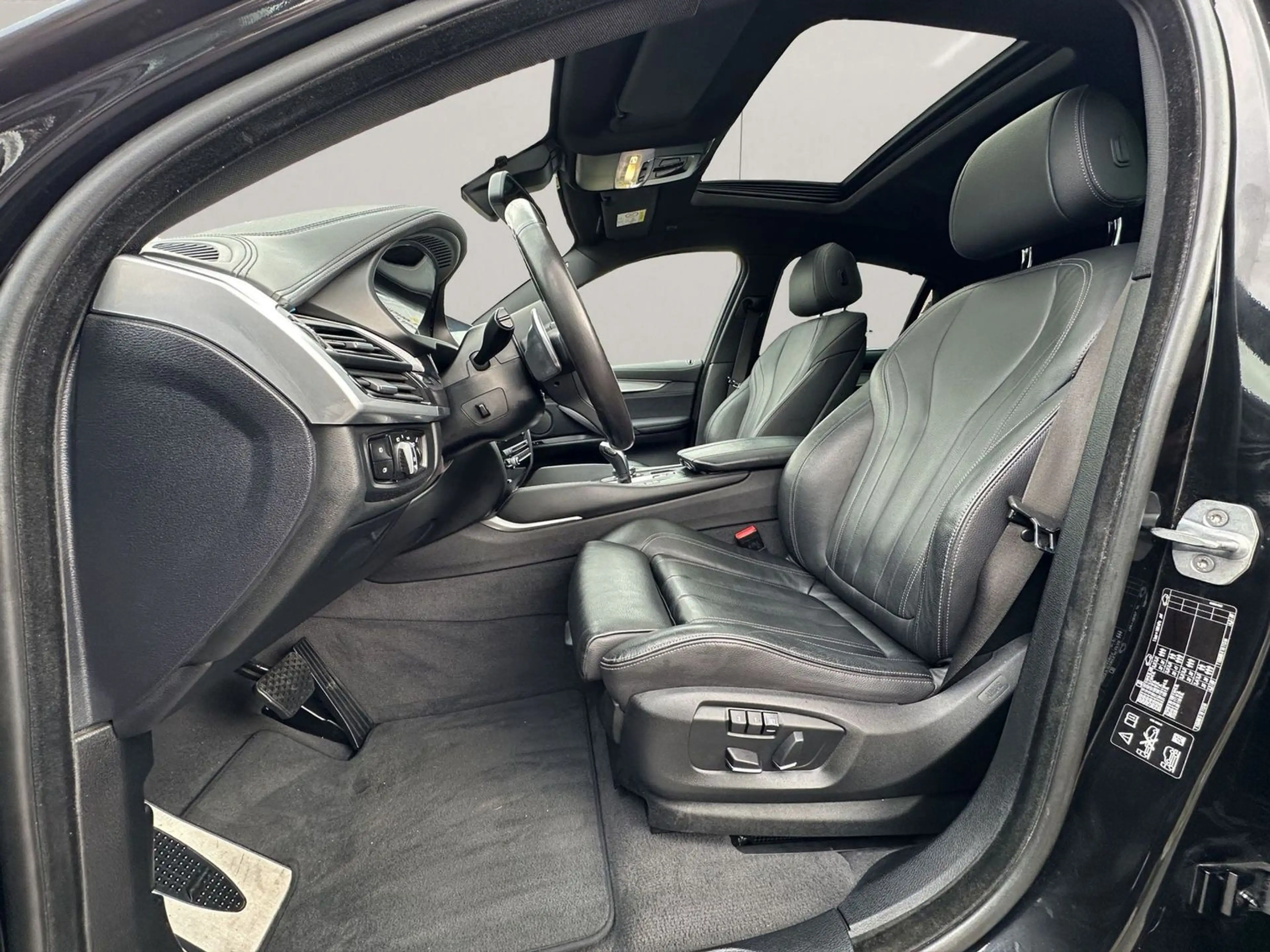 BMW X6 xDrive 30 d/Rückfahrkamera/LED/Dakota Leder/HeadUp — photo 9
