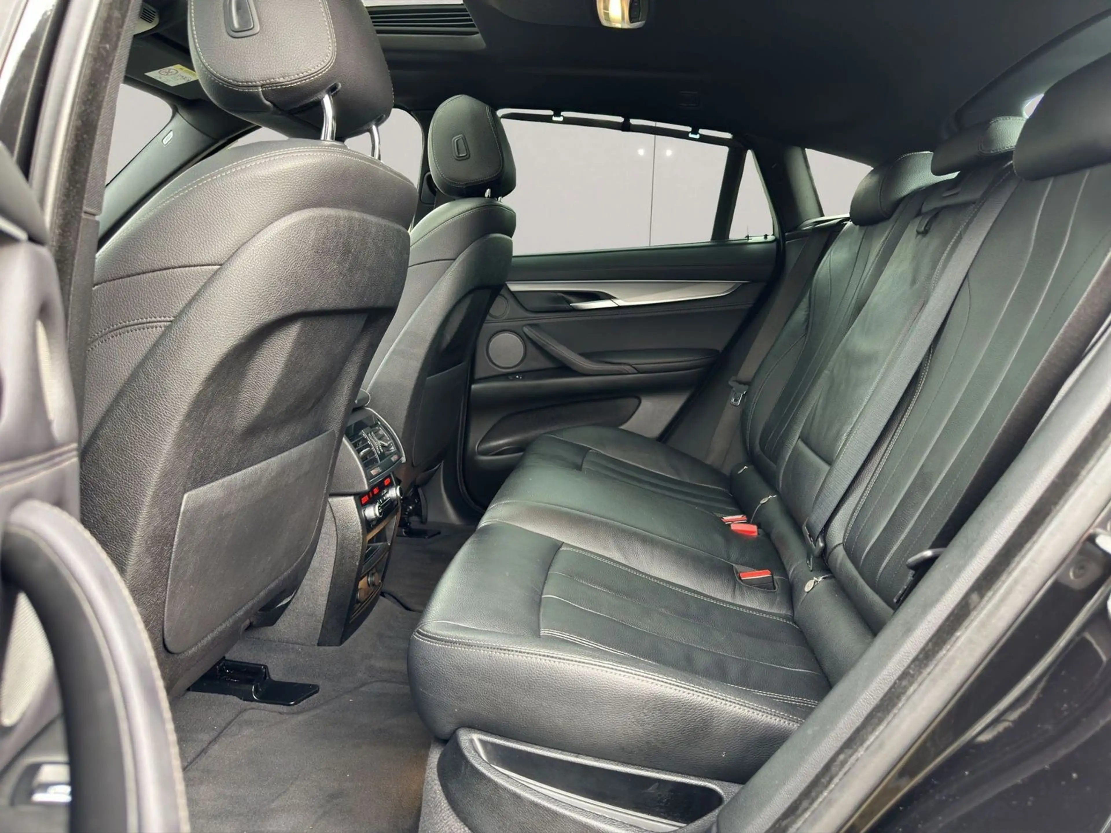 BMW X6 xDrive 30 d/Rückfahrkamera/LED/Dakota Leder/HeadUp — photo 10