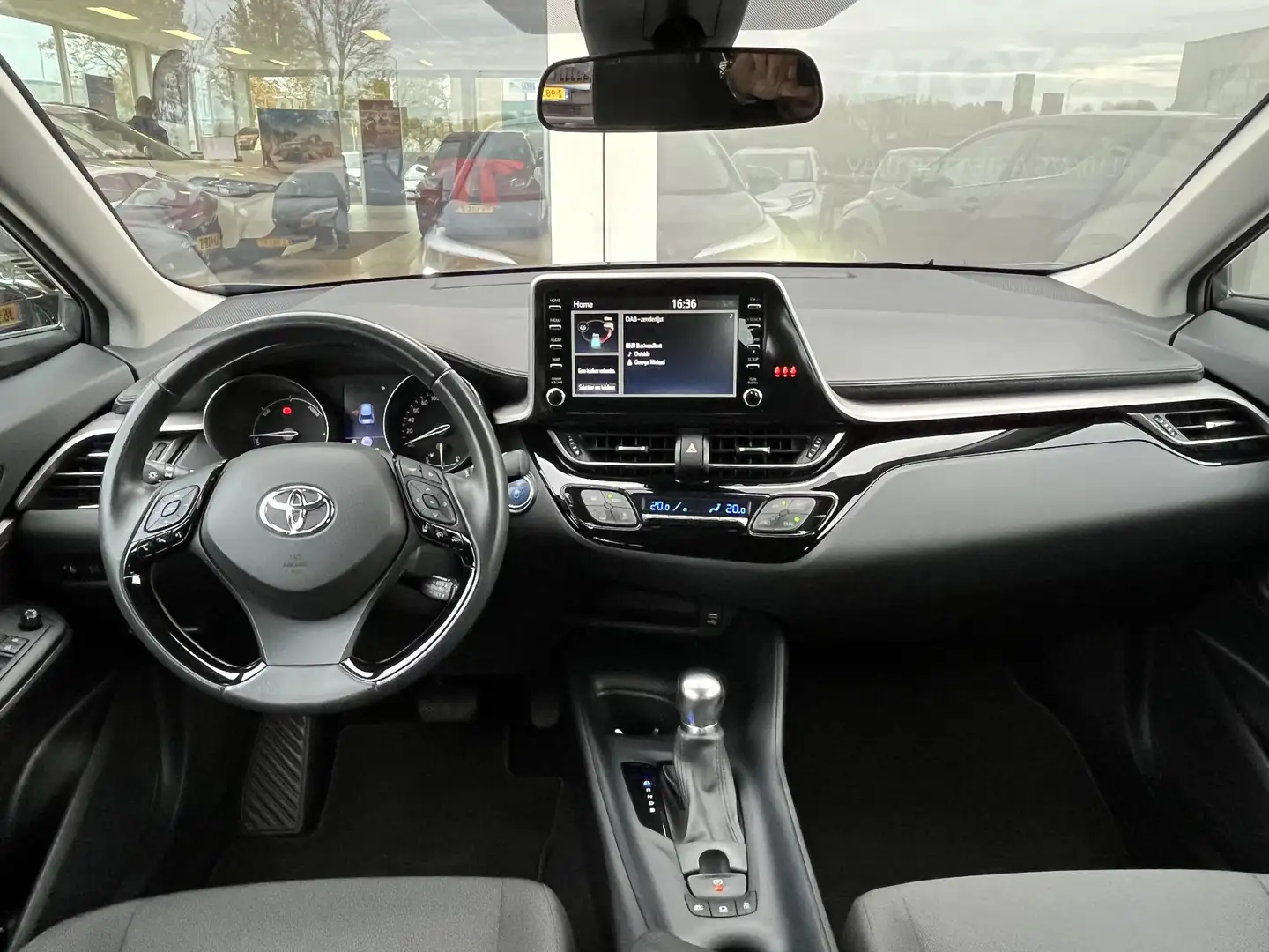 Toyota C-HR 1.8 Hybrid Active | Apple Carplay/Android Auto | A Gris - 2