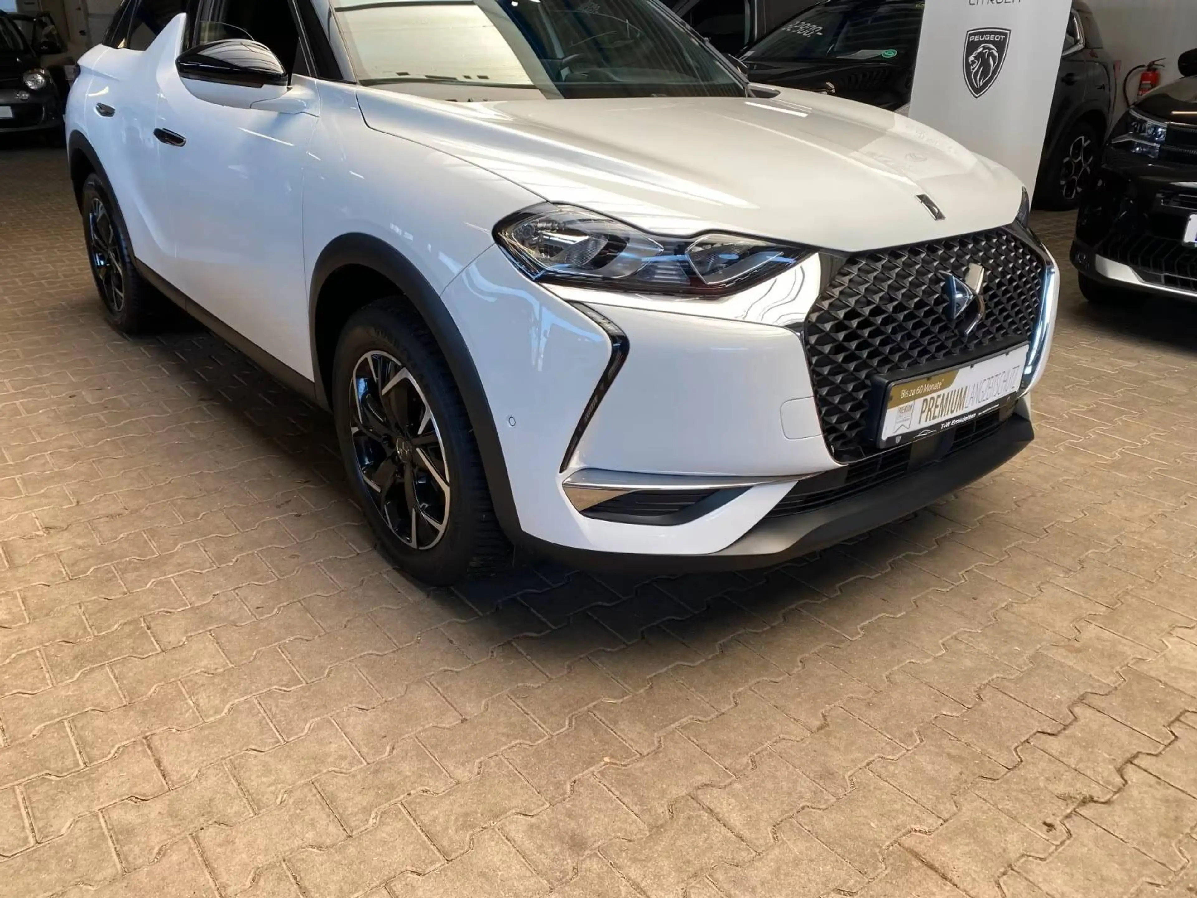 DS Automobiles DS 3 So Chic — photo 7