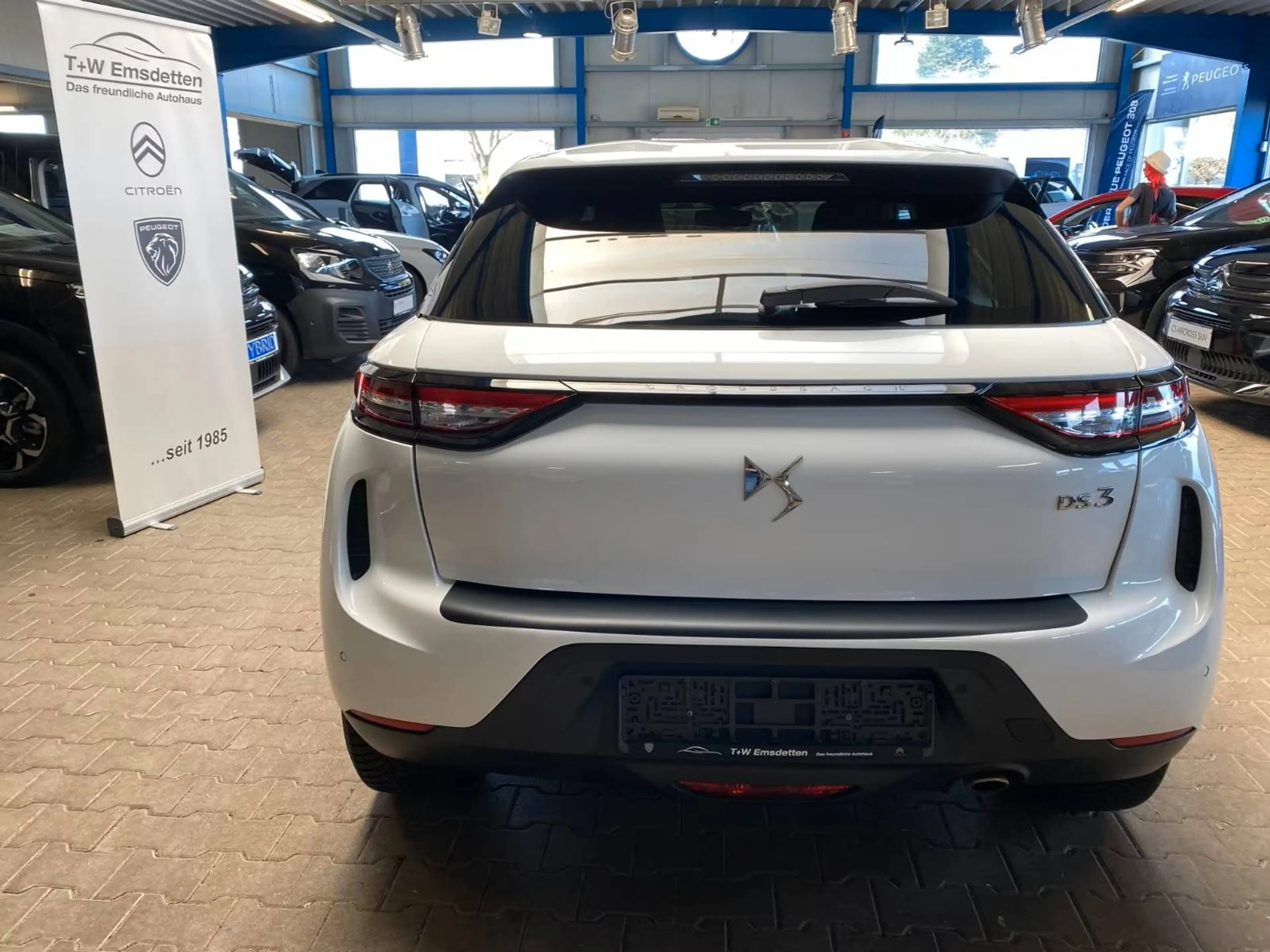 DS Automobiles DS 3 So Chic — photo 10