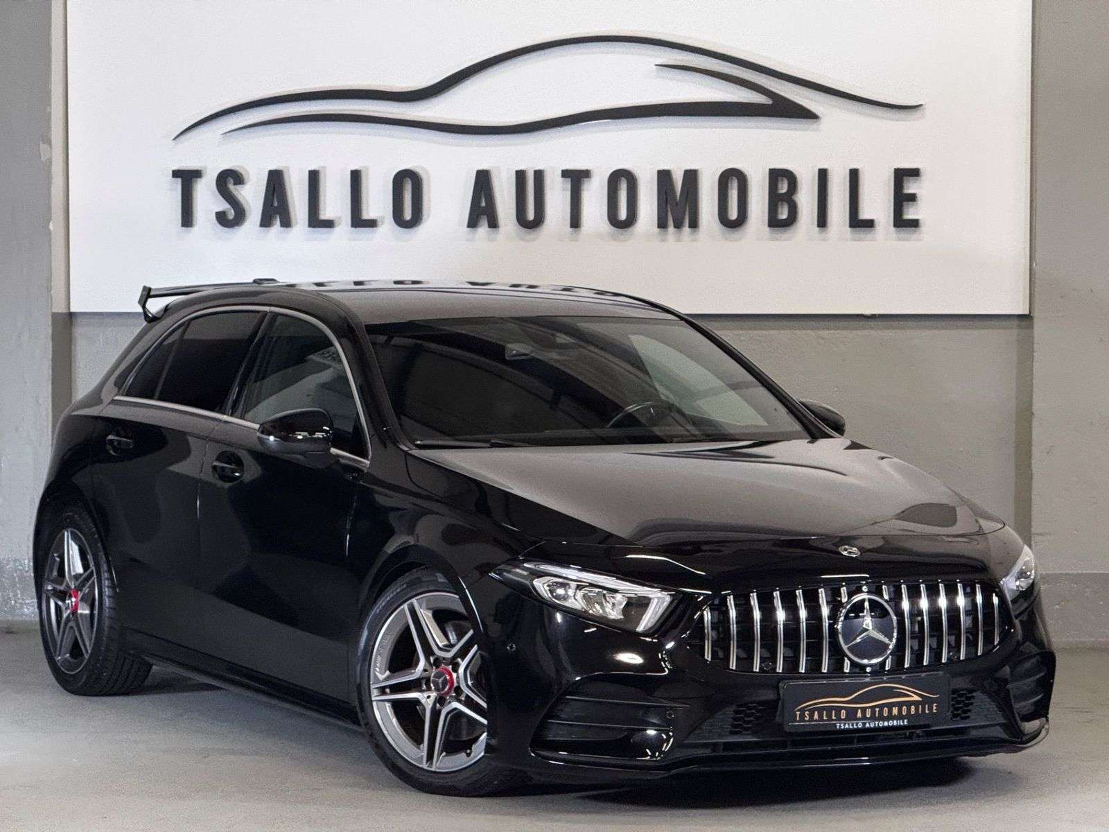 Mercedes-Benz A 220