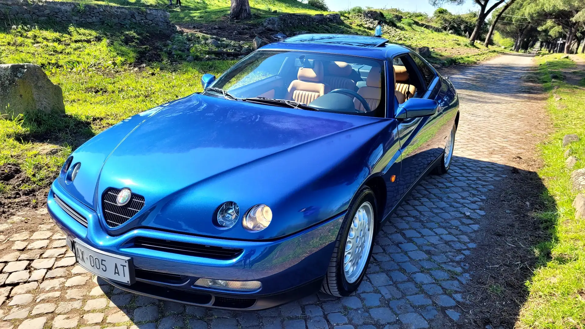 Alfa Romeo GTV 2.0 V6 tb c/pelle Momo - 1