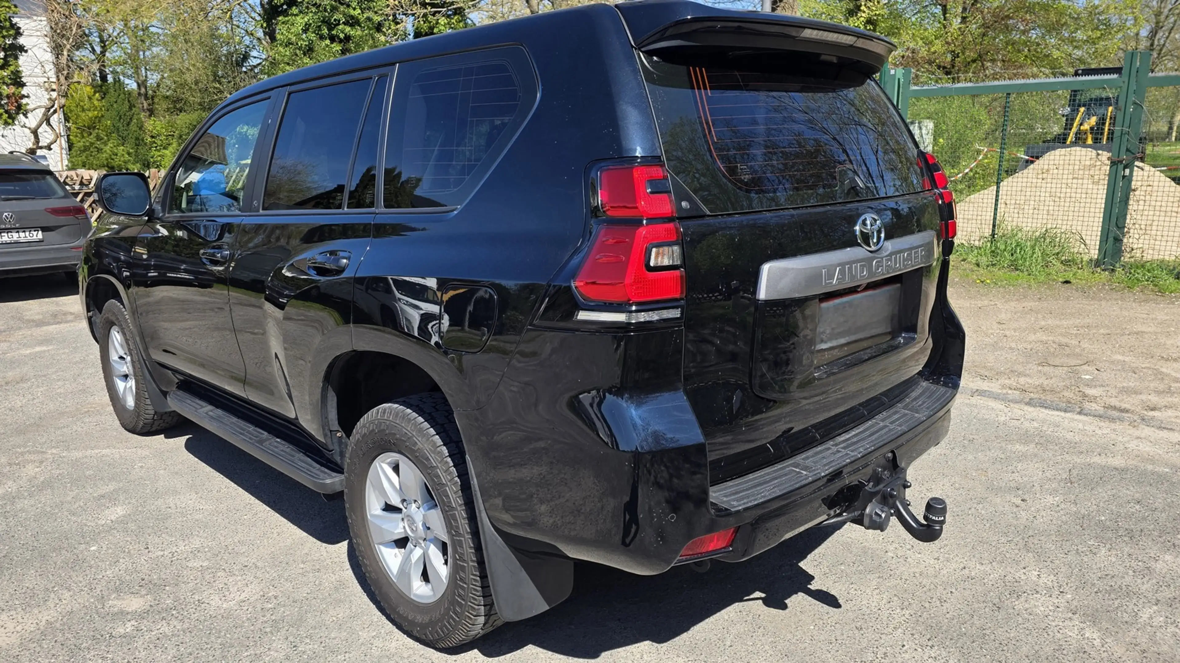 Toyota Land Cruiser 150 Comfort, Aut., Navi, KeylessGo — photo 3