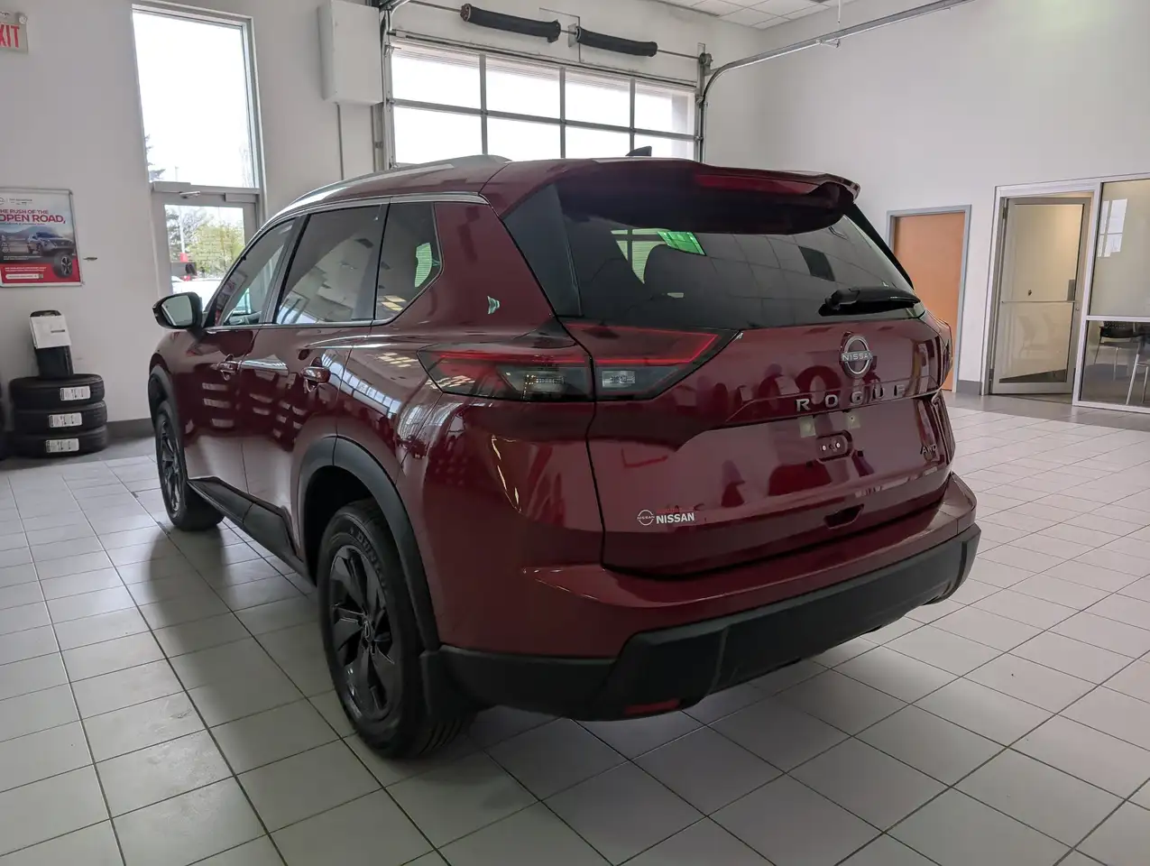 Nissan Rogue снимка Nissan Rogue