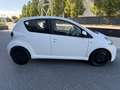 Toyota Aygo 1.0 VVT-i Comfort Orange*NEW APK*NAP*AIRCO*ELKT-RA Wit - thumbnail 4