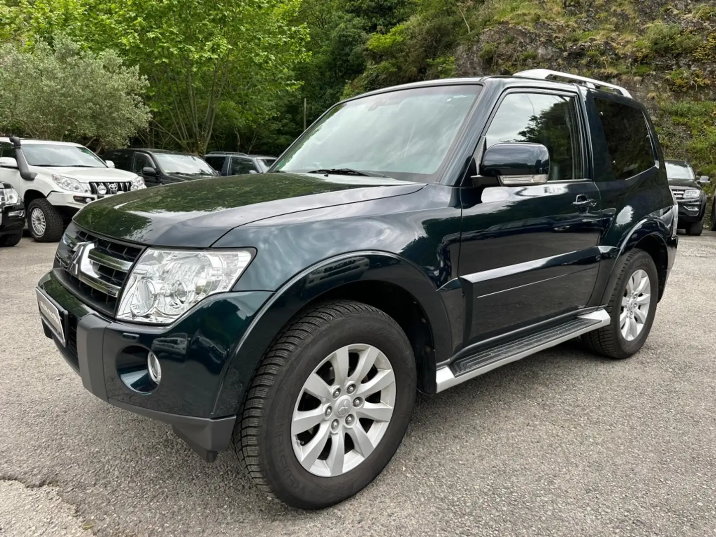 Mitsubishi Montero 3.2DI-D Kaiteki Aut. Zöld - 2