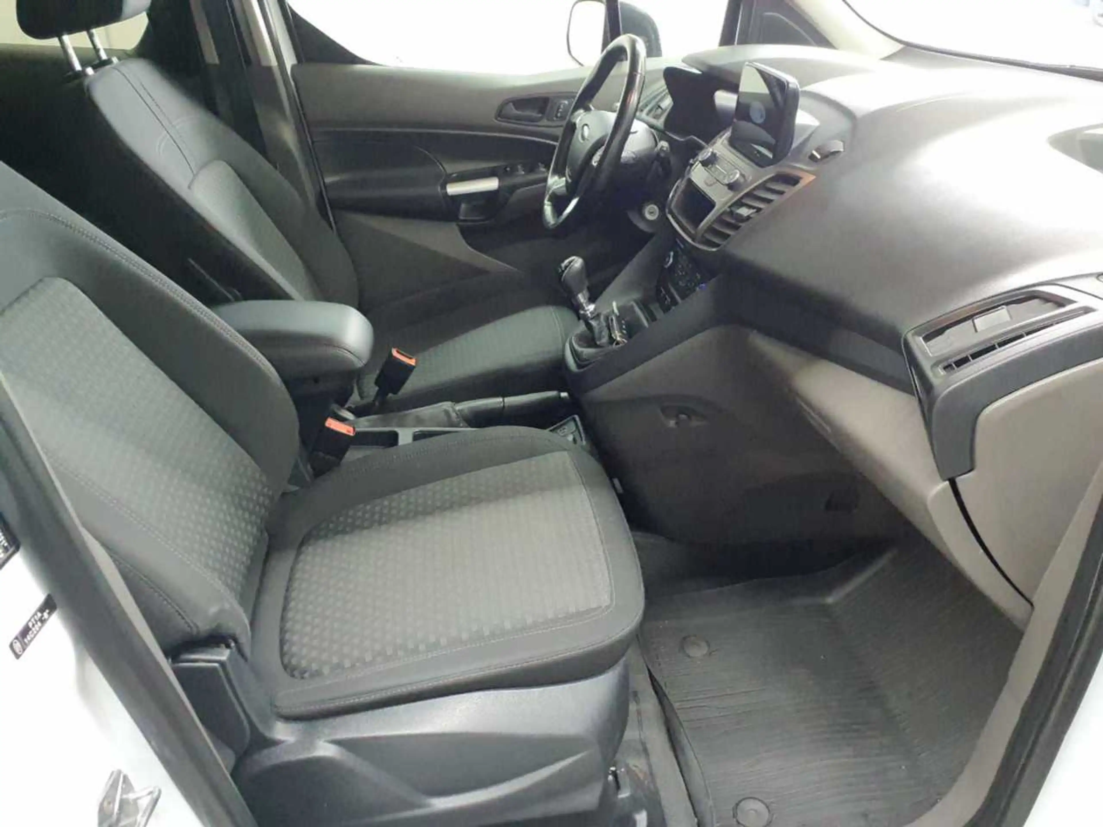 Ford Transit Transit Connect 240 L2 5-Si Trend NAV — photo 8