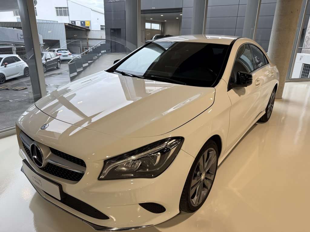 Mercedes-Benz CLA 220 220d 7G-DCT - foto 1