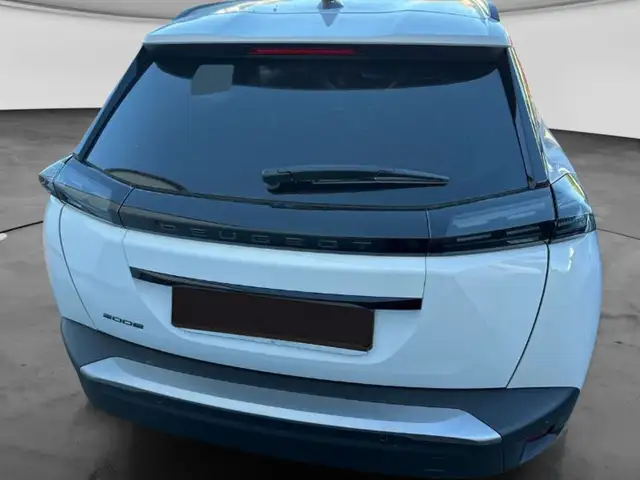 Peugeot 2008 view 2