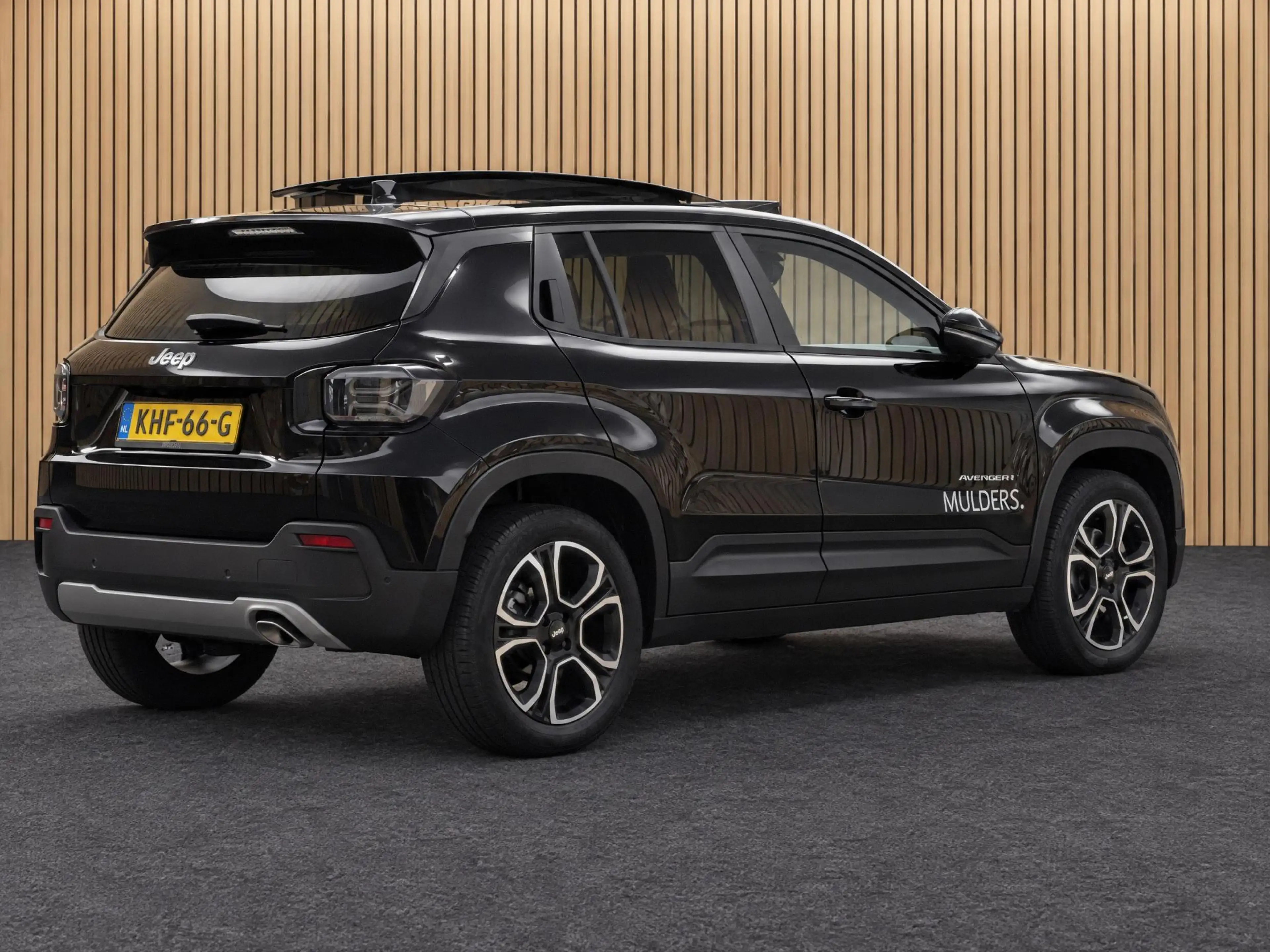 Jeep Avenger 1.2 e-Hybrid Summit | Navi / Panoramadak / Camera — photo 6