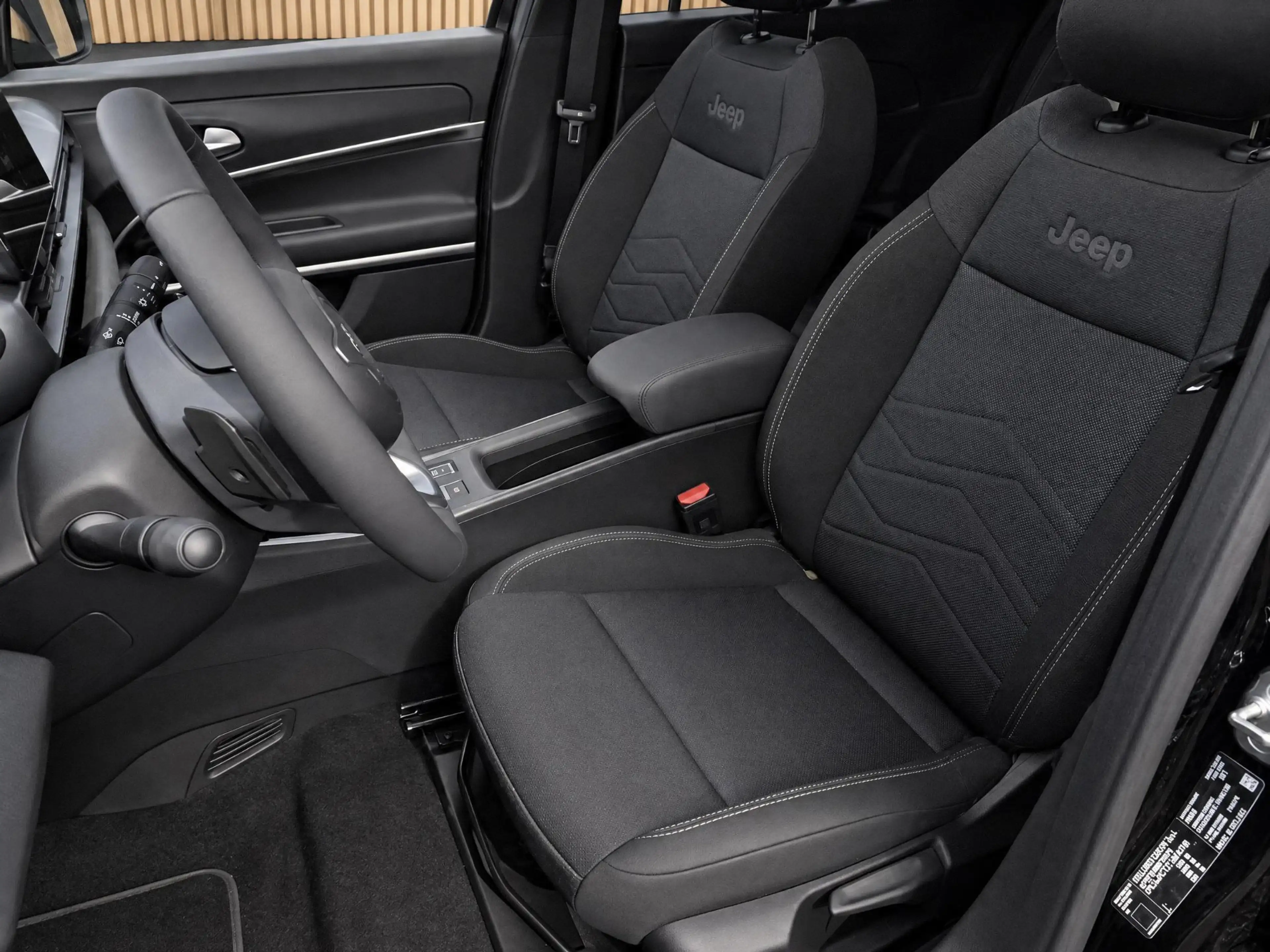 Jeep Avenger 1.2 e-Hybrid Summit | Navi / Panoramadak / Camera — photo 12