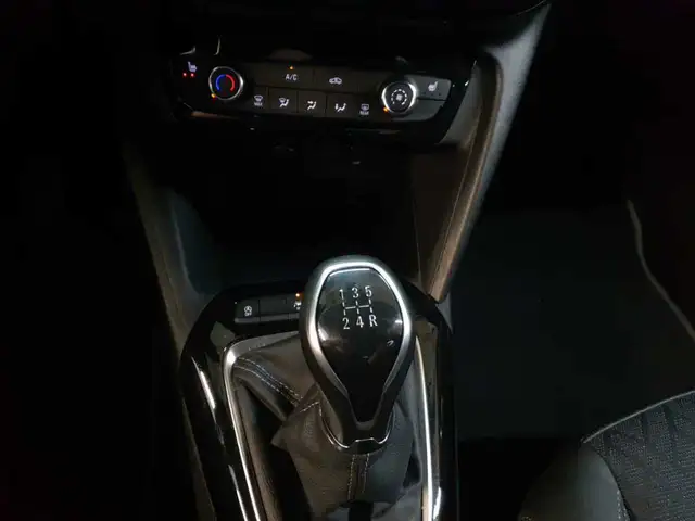 Opel Corsa view 10