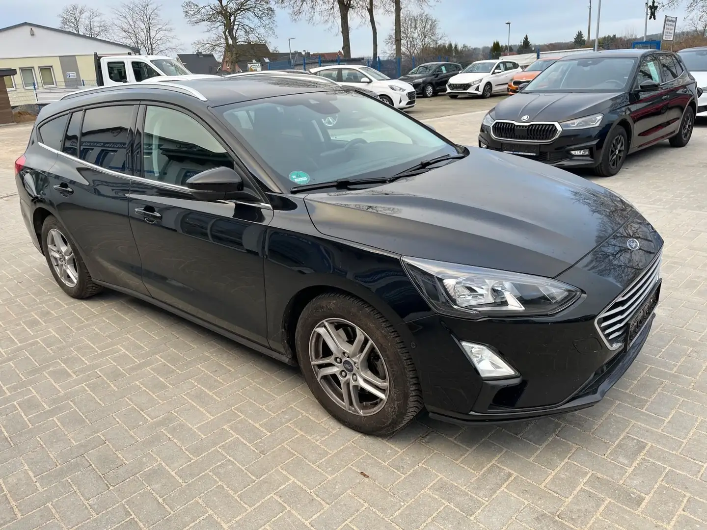 Ford Focus Turnier 1,5 TDCi*Cool & Connect*Navi/Alu Schwarz - 2