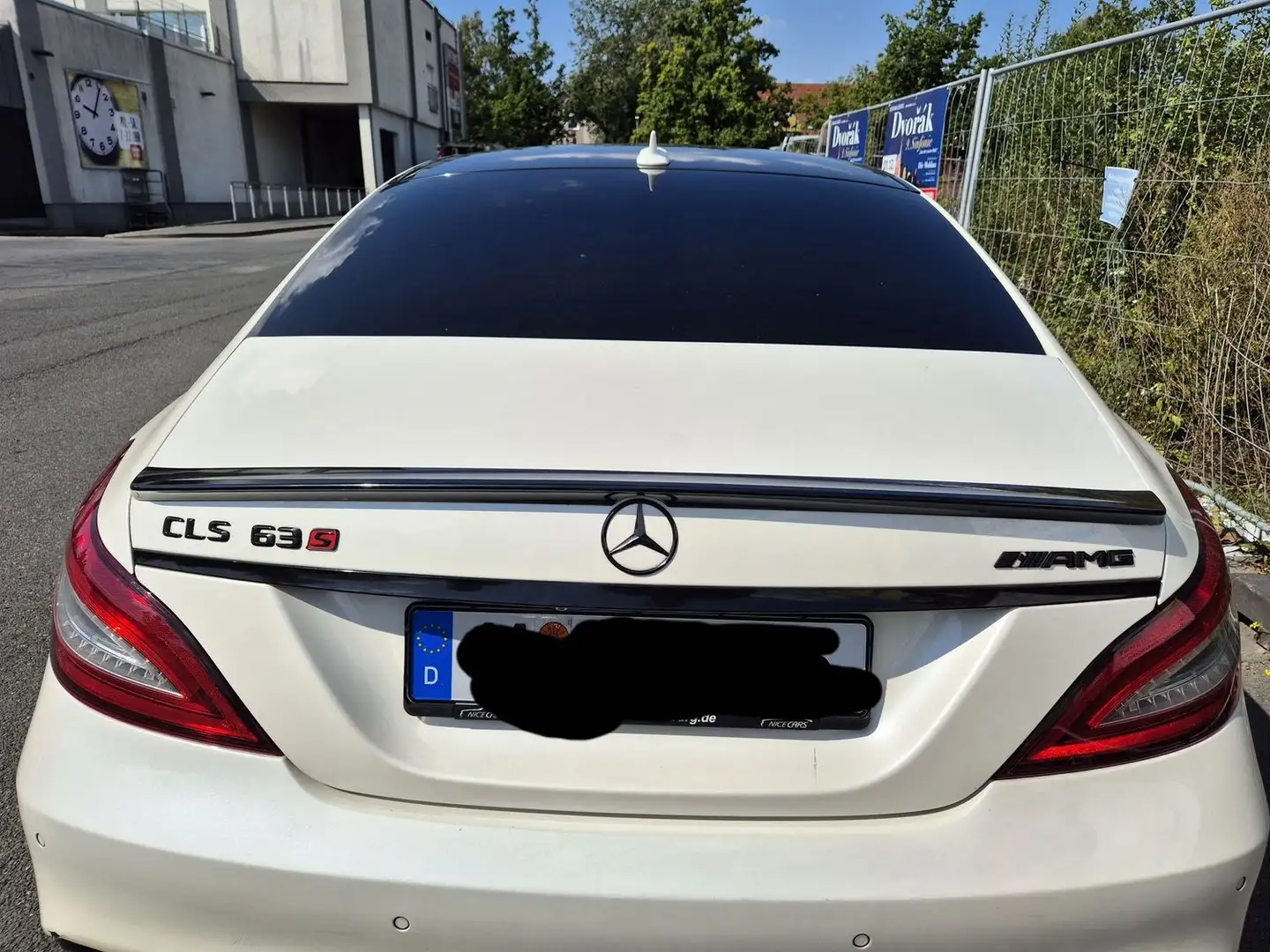 Mercedes-Benz CLS 63 AMG 4Matic *Navi*LED*H&K* Keyless-Go* Fehér - 2
