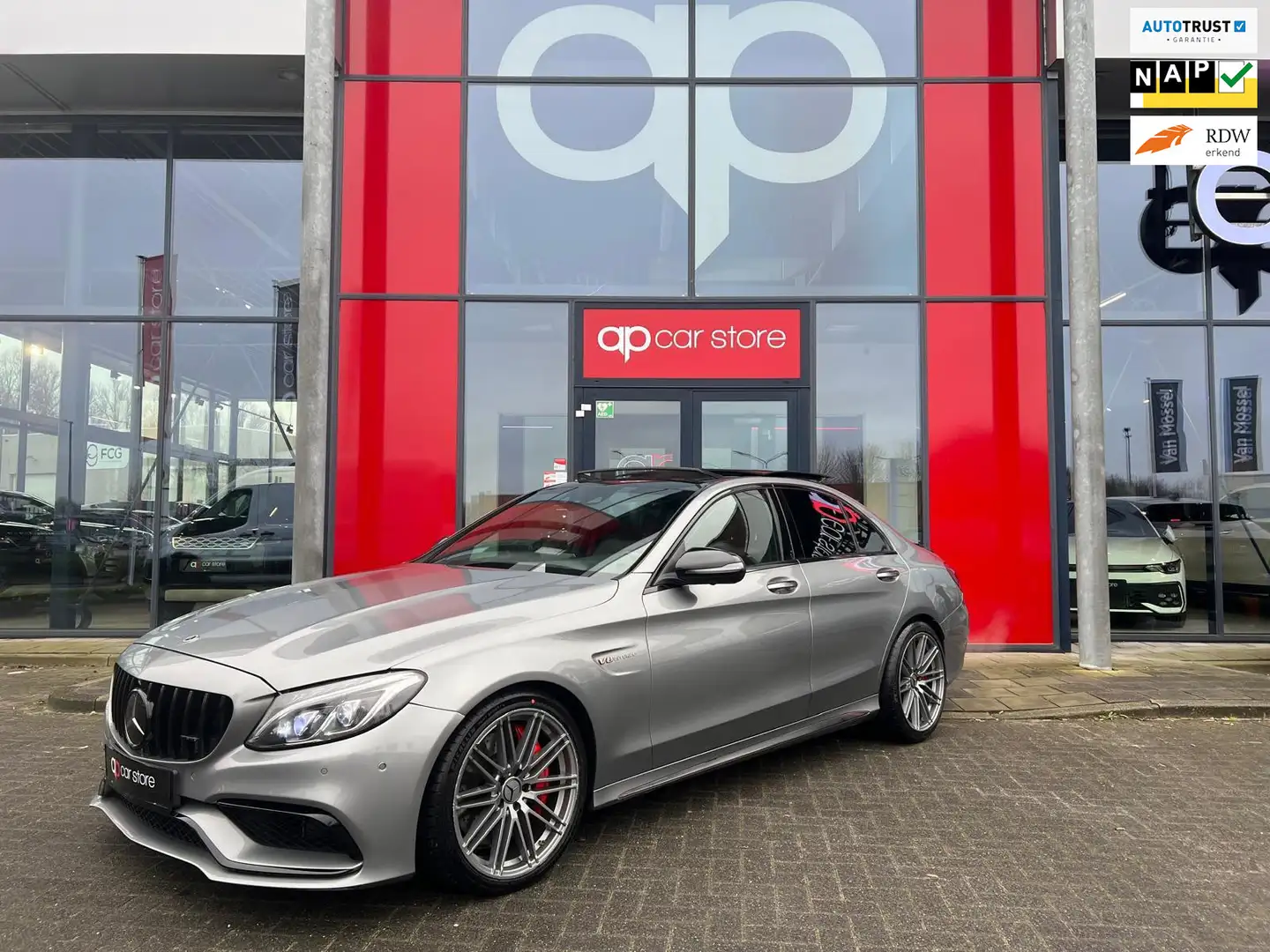 Mercedes-Benz C 63 AMG Premium Panorama/Memory/Night Gris - 1