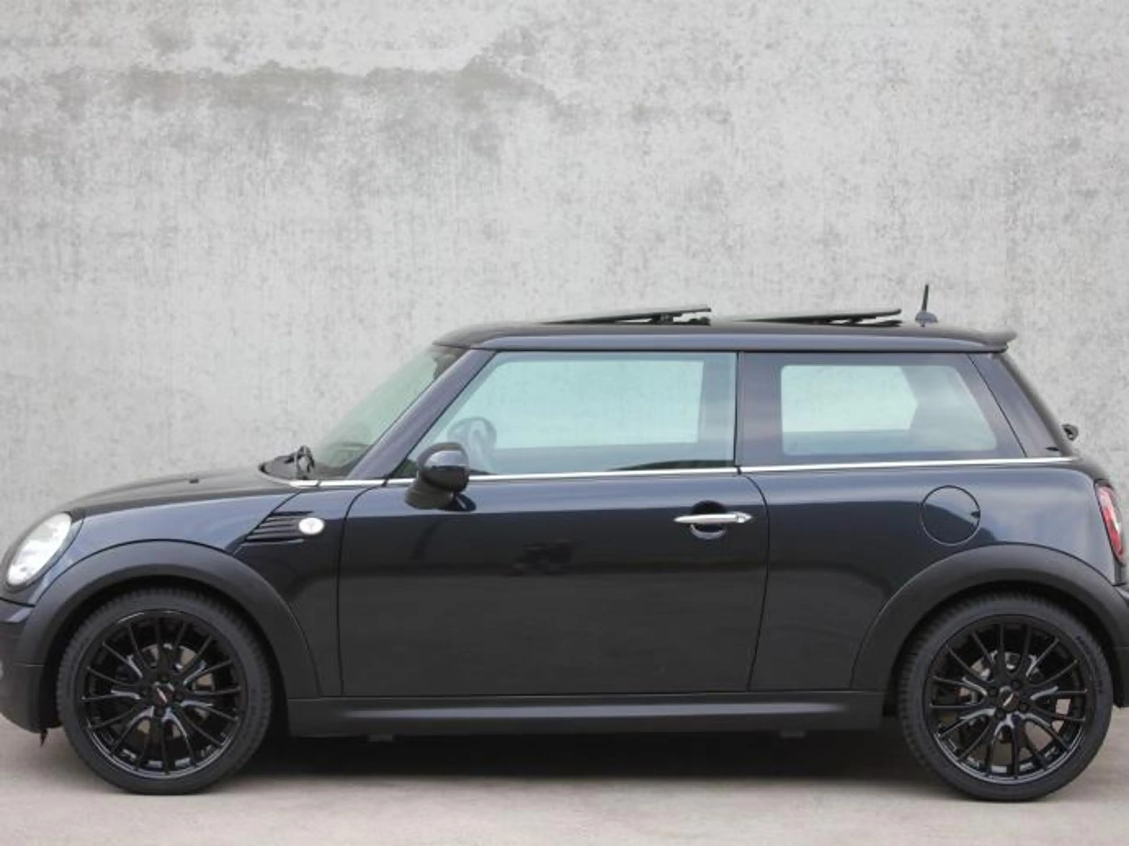 MINI Cooper Mini 1.6i Cooper/ Panodak/Zetelv./cruise control — photo 3