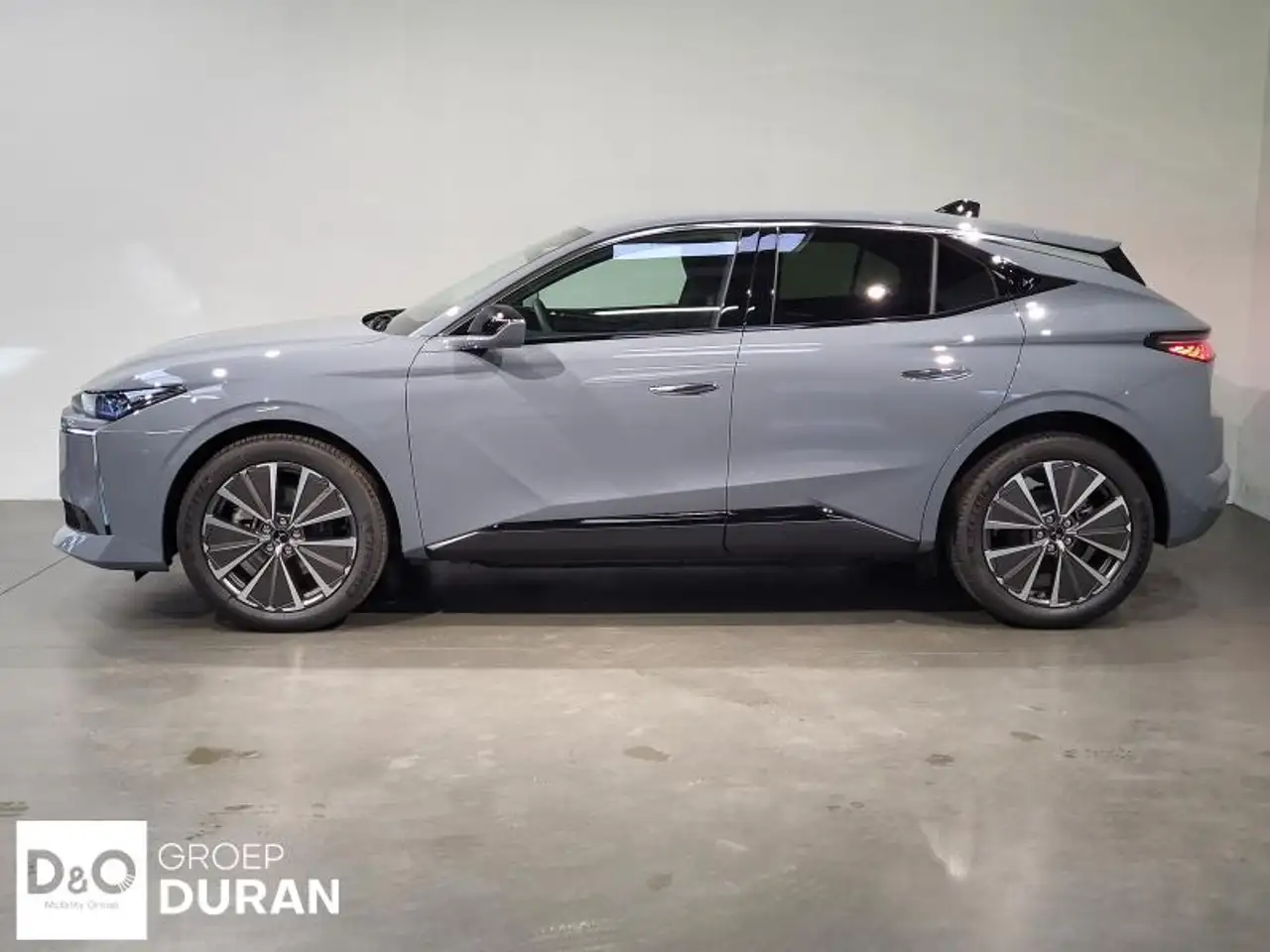 DS Automobiles DS 4 2025