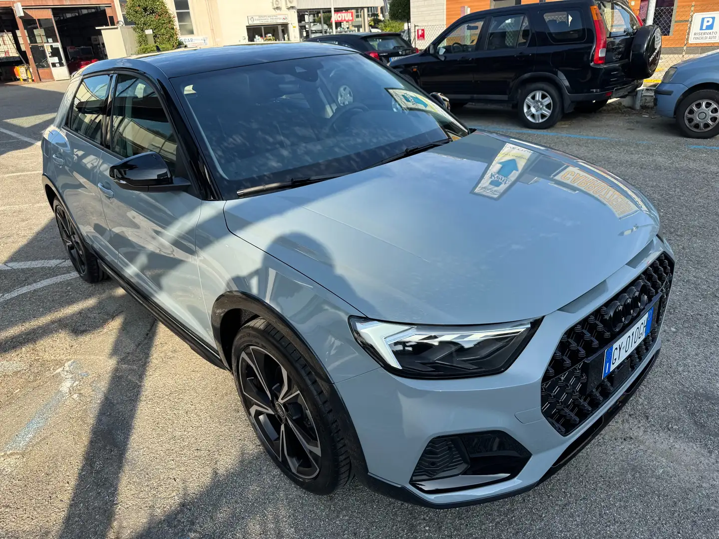 Audi A1 Allstreet 30 1.0 tfsi Identity Contrast 116cv s tr Grigio - 2