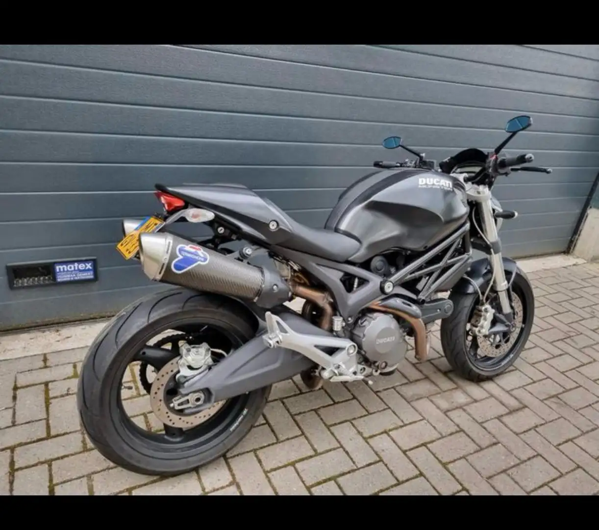 Ducati Monster 696 Termignioni uitlaat en Rizoma afgemonteerd Negru - 2