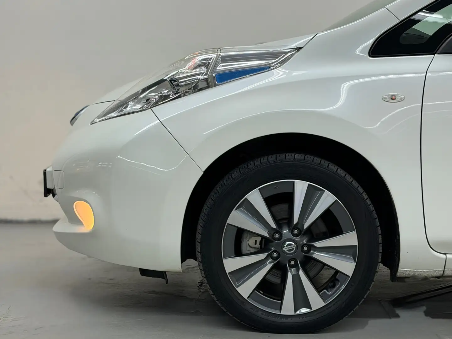 Nissan Leaf Business Edition 30 kWh Vol NL Auto Blanco - 2