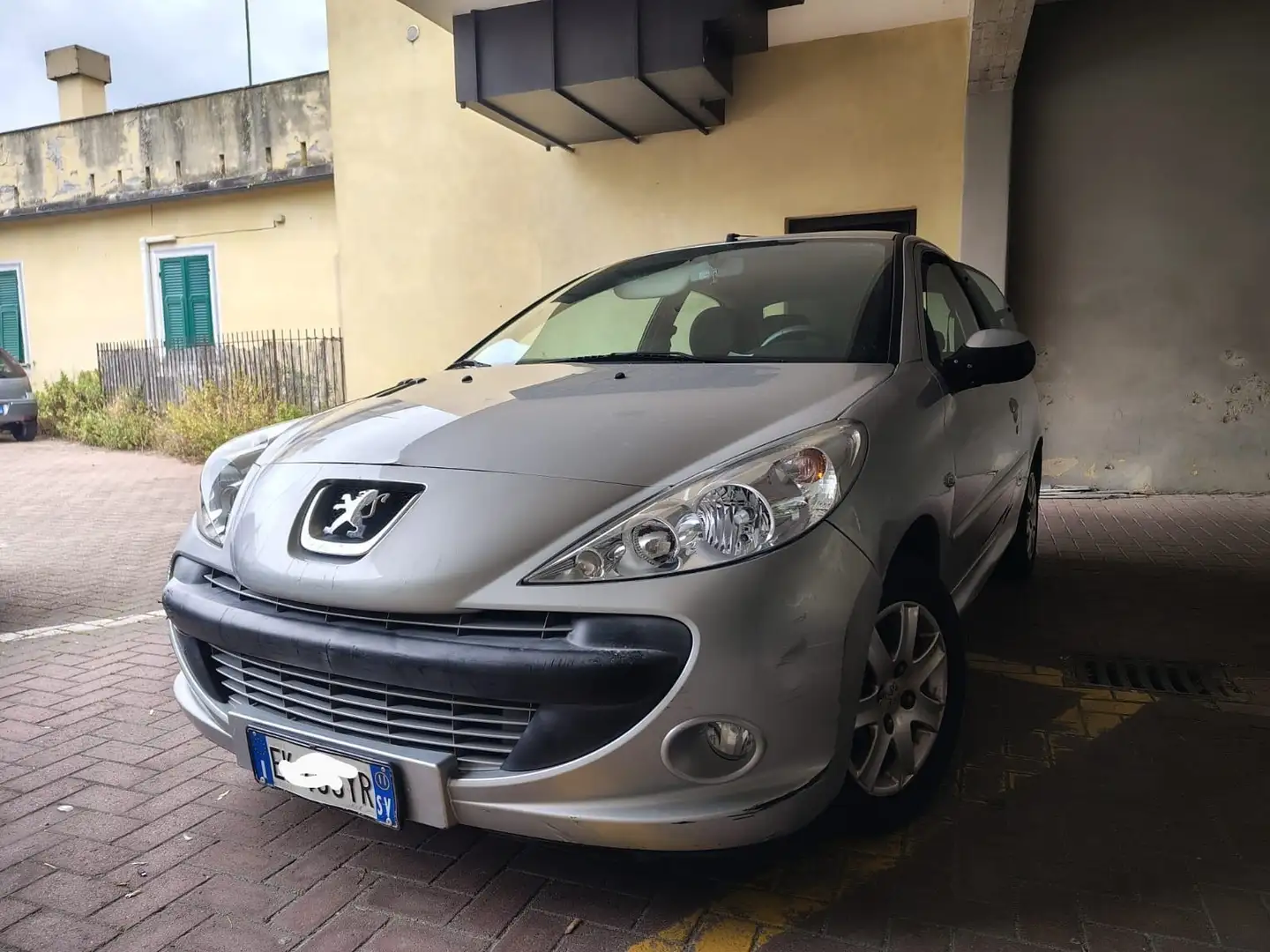 Peugeot 206 Plus 5p 1.1 l'unico proprietario ok neopatentati - 1