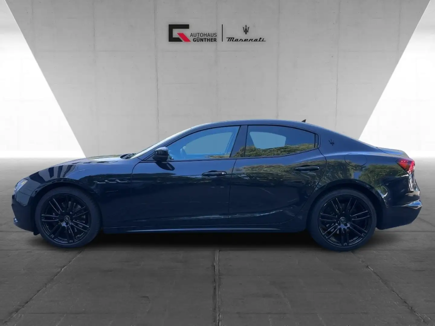 Maserati Ghibli MODENA MY22 V6 BT 350HP 2WD Czarny - 2