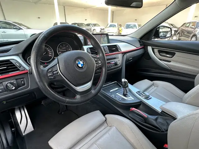 BMW 3 Series view 14