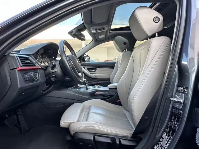 BMW 3 Series view 13