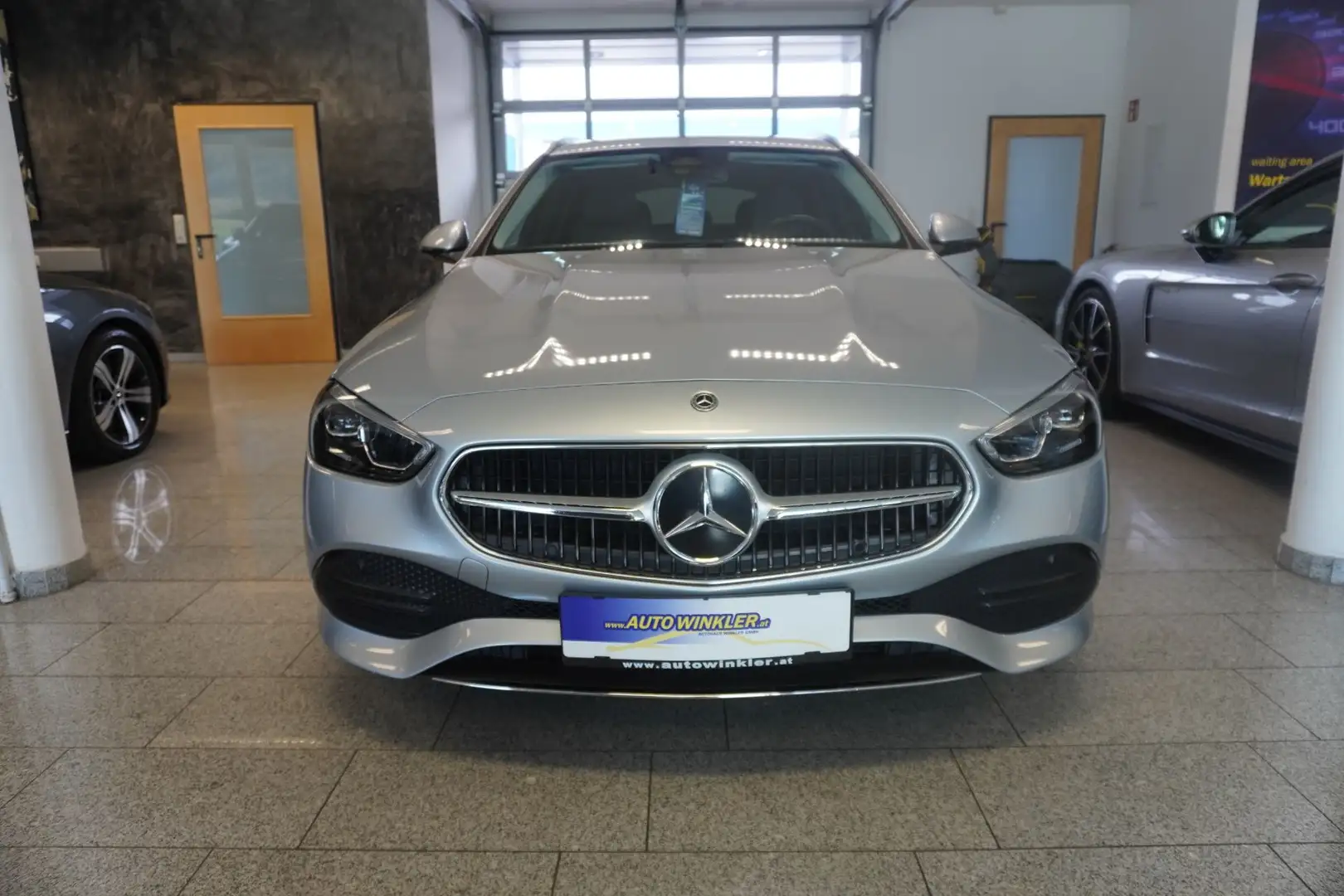 Mercedes-Benz C 220 d Avantgarde 4Matic Aut. LED/Kamera/SHZ Silber - 2