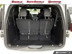 Chrysler Grand Caravan 2027 — фото 12
