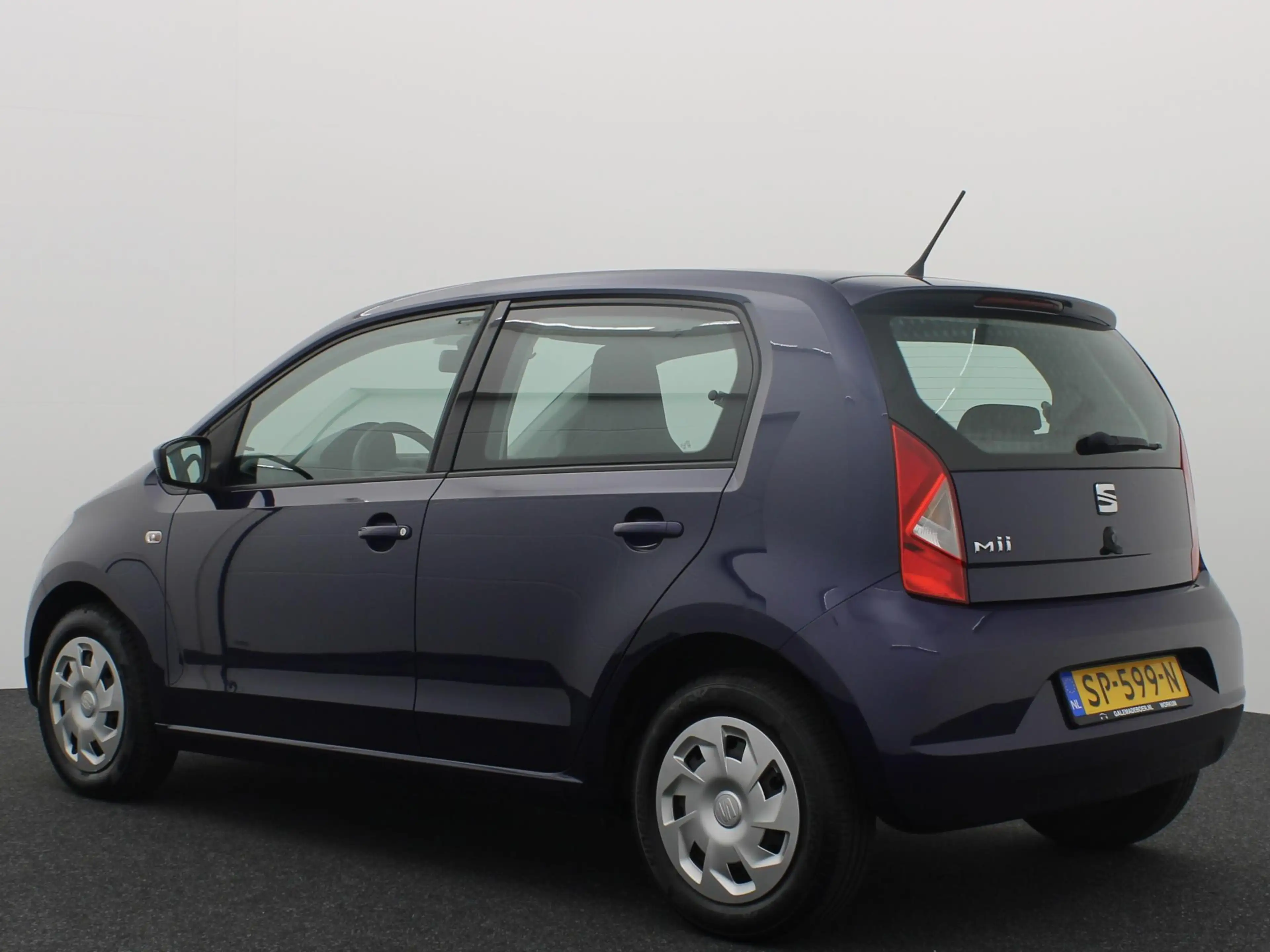 SEAT Mii 1.0 Reference AIRCO / ELEK RAMEN / RADIO / CV + AB — photo 3